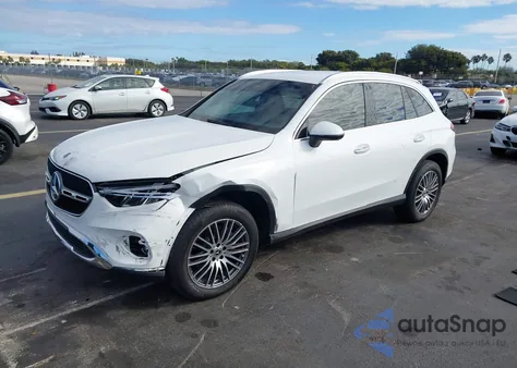 2024 Mercedes-Benz Glc 300 4Matic Suv z USA, uszkodzony, nr VIN W1NKM4HB5RF207268